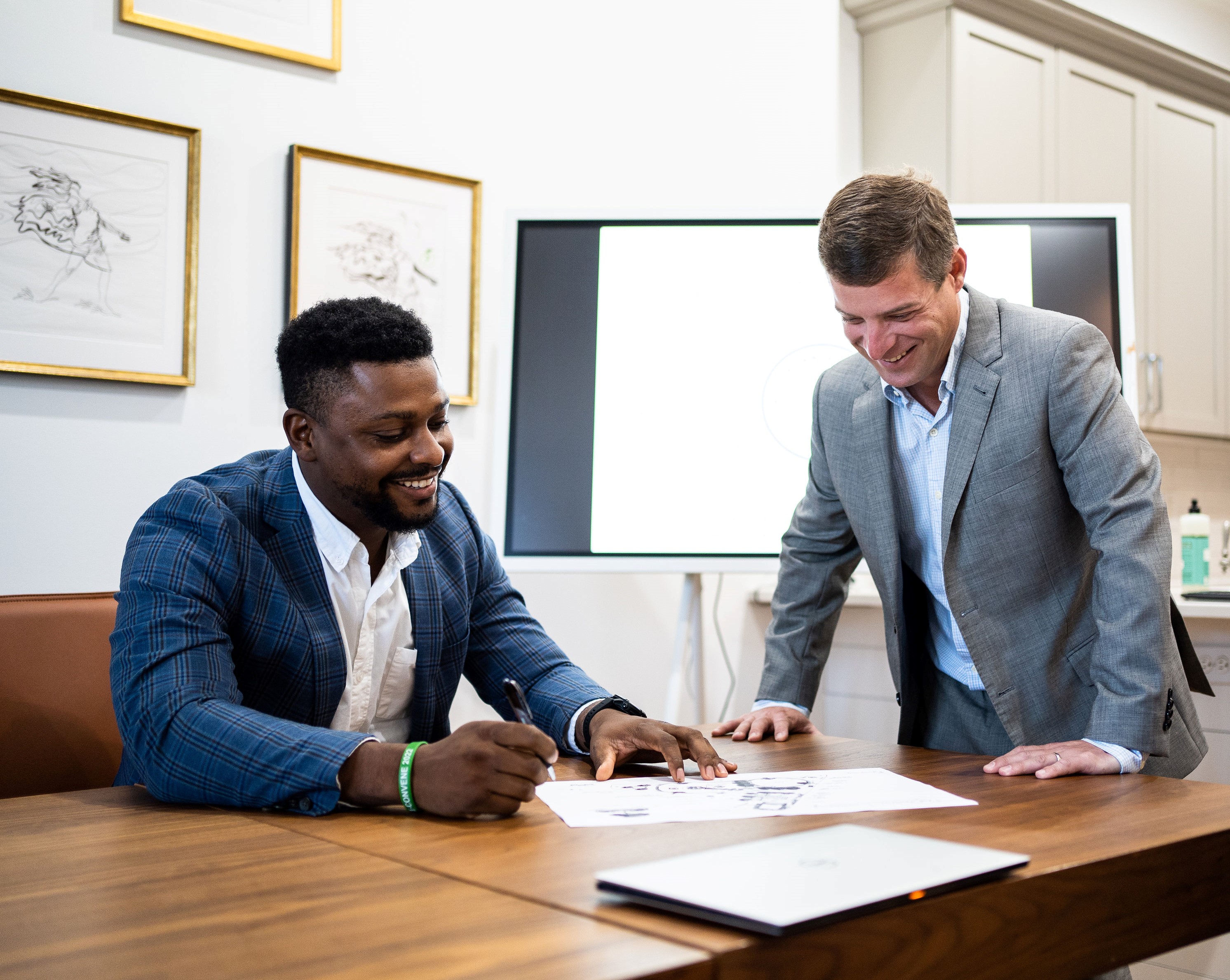 greenville-chamber-of-commerce-november-2022-leadership-greenville-alumni-of-the-month-brian-albers-and-mario-brown