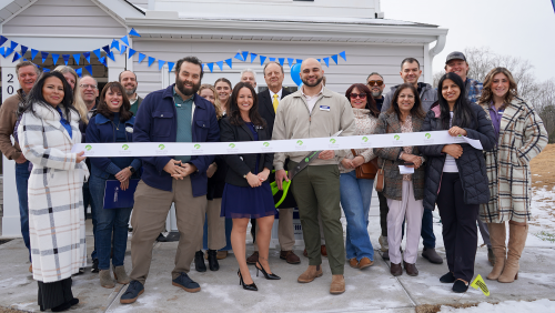 D.R. Horton Celebrates Grand Opening of Village Grove