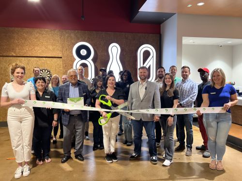 810 Billiards & Bowling Celebrates Ribbon Cutting In Greenville