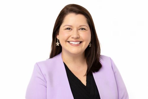 Sara McAda to Receive 2024 Lander University Young Alumni Award